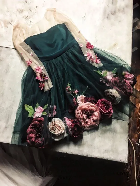 Chic Hand-Made Flower Cute Homecoming Dresses Long Sleeve Short Prom Dress MHL040